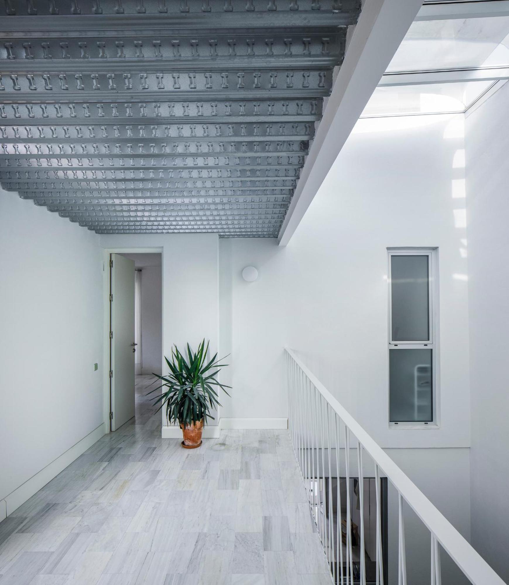 White Loft Alameda, Seville